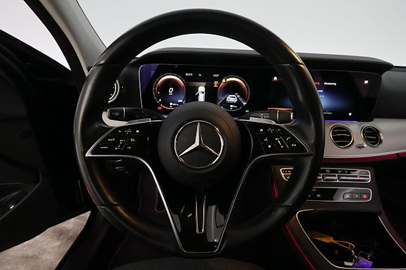 Mercedes-Benz E300 16 of 30