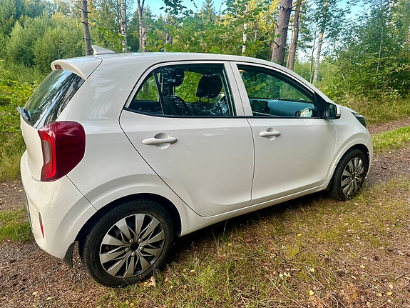 Kia Picanto 5 of 18