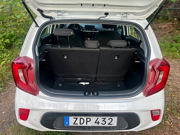 Kia Picanto 14 of 18