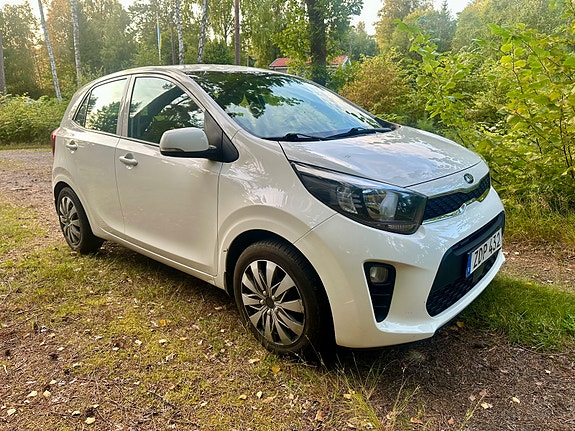 Kia Picanto 2 of 18
