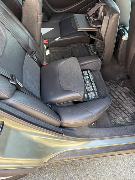 Volvo XC70 10 of 10