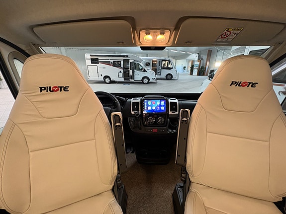 Pilote P740GJ 5 of 19