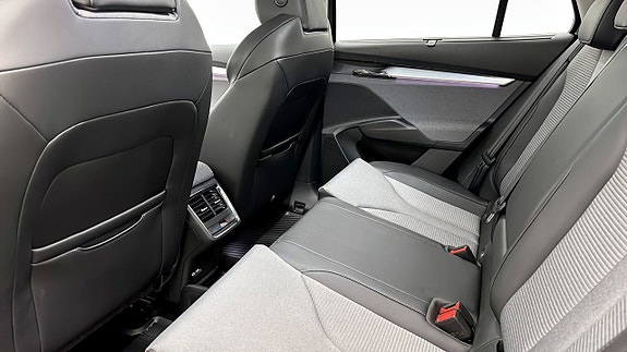 Skoda Enyaq 11 of 22