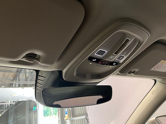 Volvo XC60 17 of 19