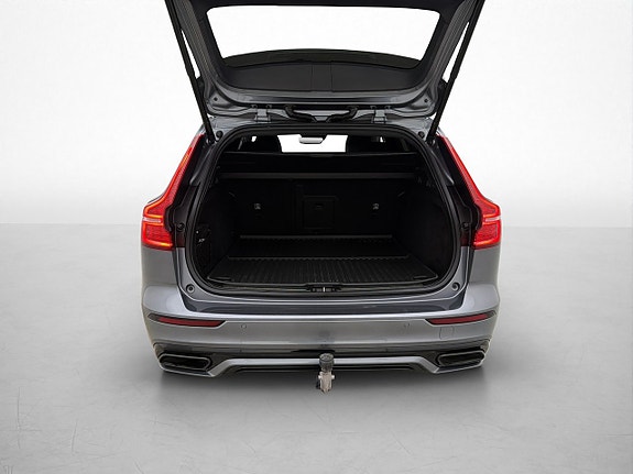 Volvo V60 9 of 30