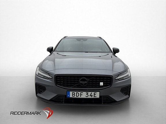 Volvo V60 2 of 30