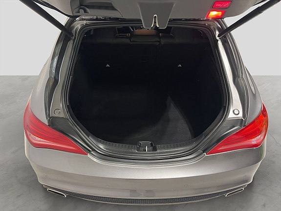 Mercedes-Benz CLA200 13 of 22