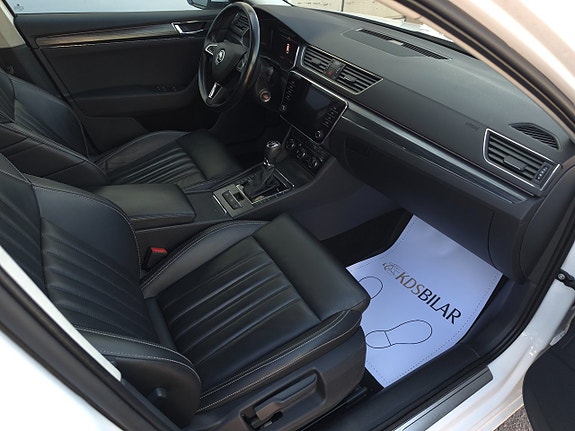Skoda Superb 7 of 14