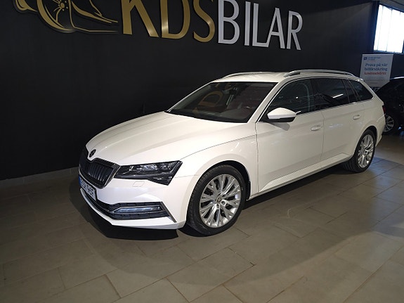 Skoda Superb 2 of 14