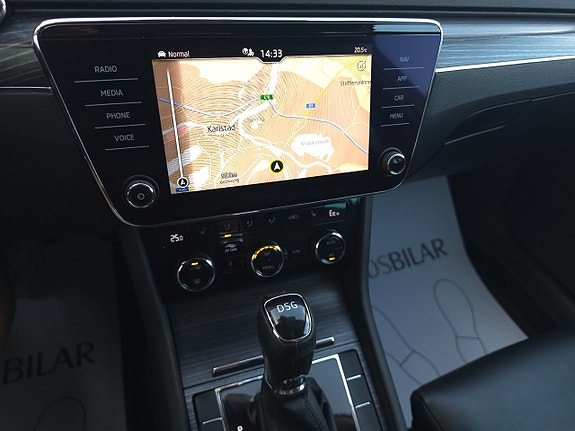 Skoda Superb 12 of 14