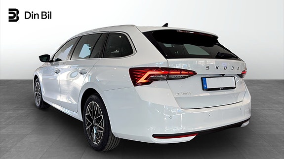 Skoda Octavia 3 of 10