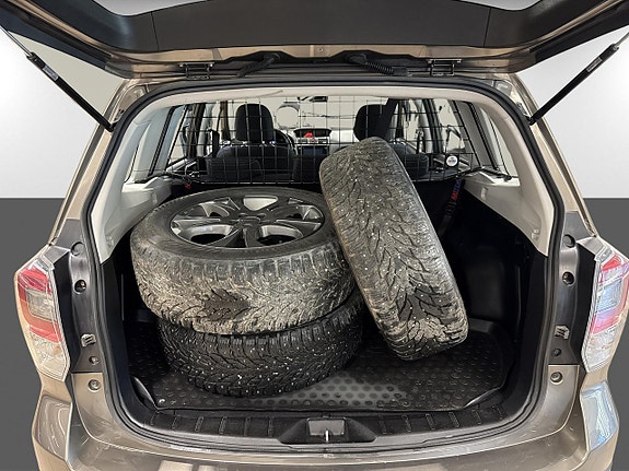Subaru Forester 14 of 17