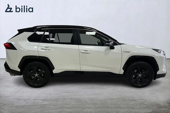 Toyota RAV4 18 of 21