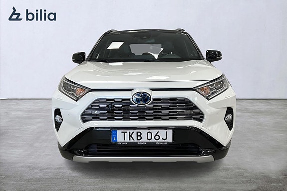 Toyota RAV4 6 of 21