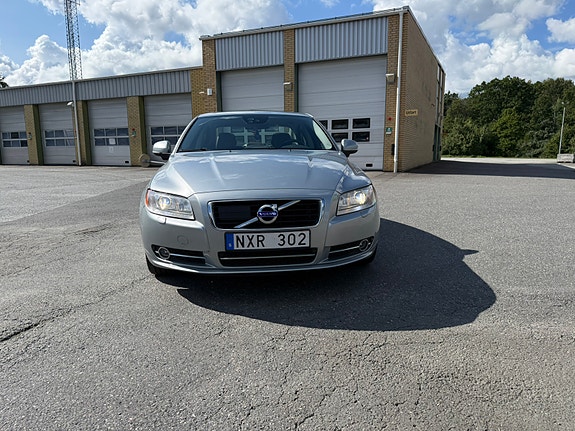 Volvo S80 4 of 7