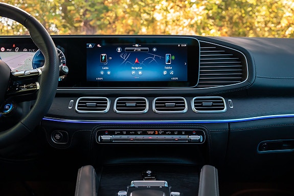 Mercedes-Benz GLE350 de 30 of 30