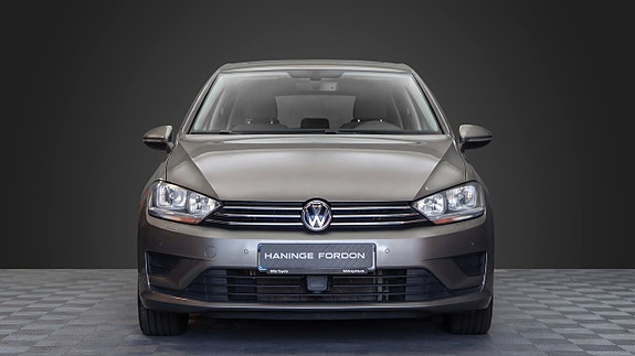 Volkswagen Golf Sportsvan 2 of 22