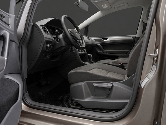 Volkswagen Golf Sportsvan 7 of 22
