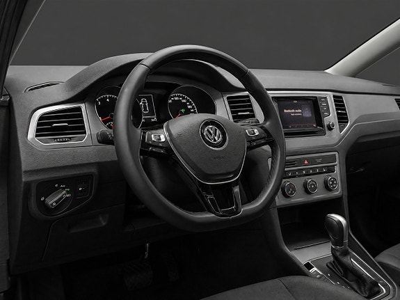 Volkswagen Golf Sportsvan 8 of 22