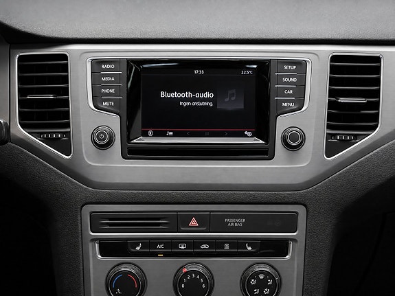 Volkswagen Golf Sportsvan 13 of 22