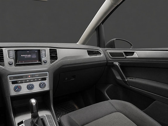 Volkswagen Golf Sportsvan 15 of 22