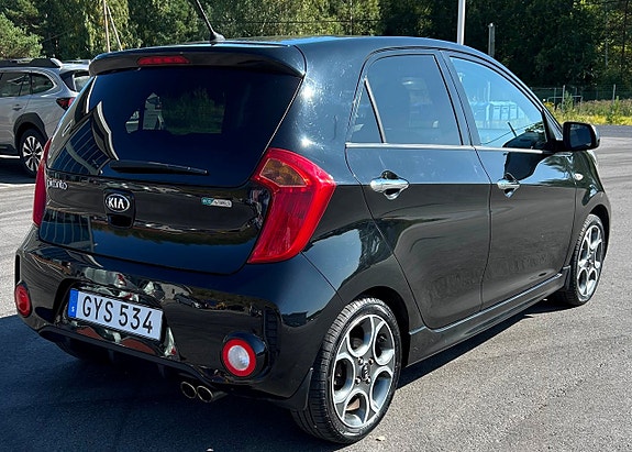 Kia Picanto 5 of 14