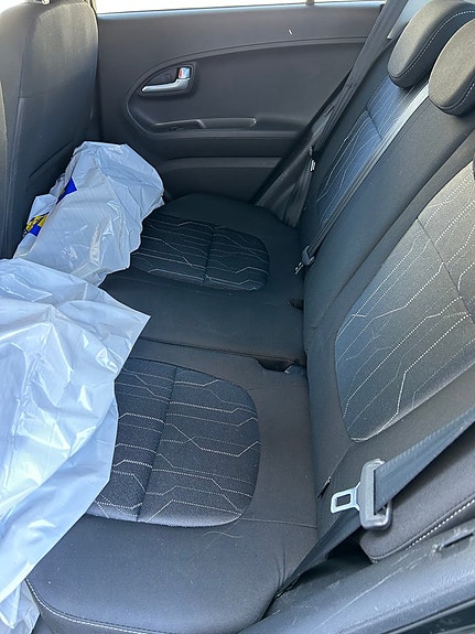 Kia Picanto 9 of 14