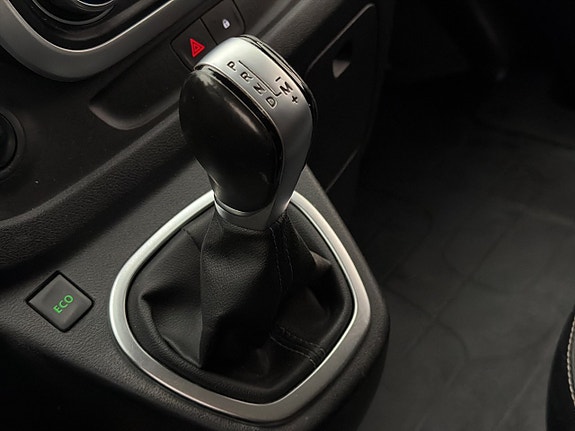 Renault Trafic 25 of 30