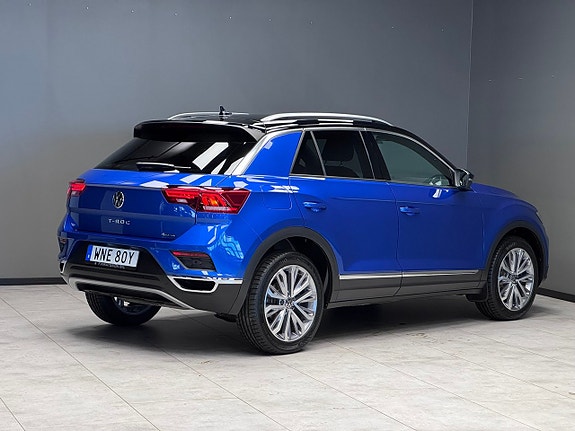 Volkswagen T-Roc 2 of 21