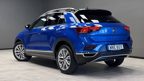 Volkswagen T-Roc 19 of 21