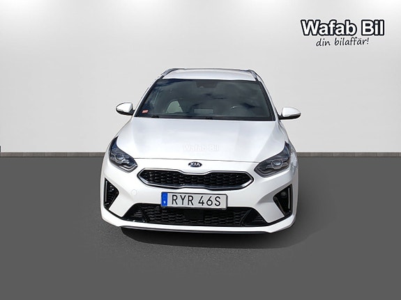 Kia Ceed 2 of 14