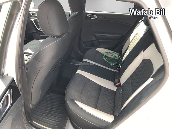 Kia Ceed 9 of 14