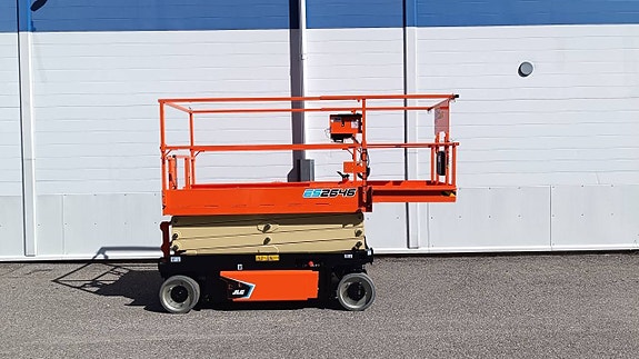 JLG Saxlift ES 2646 3 of 4