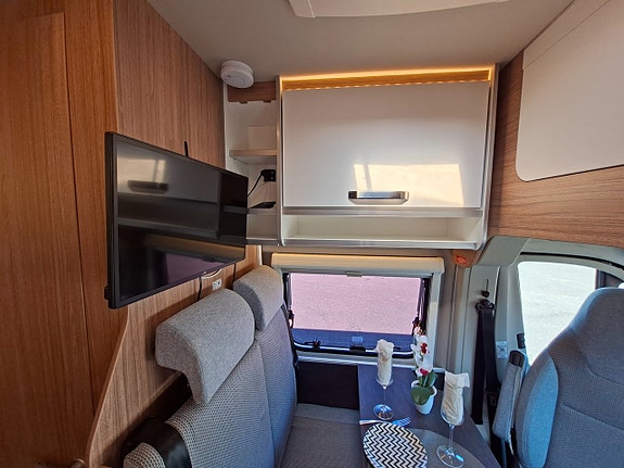 Weinsberg CARA BUS 630 MEG [OUTLAW] 4000 kg MAX UTRUSTAD! 19 of 30