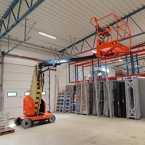 JLG Toucan 12+ 2 of 6