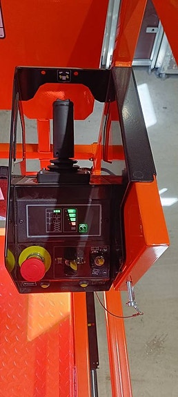JLG ES 1330 Minisaxlift 4 of 4