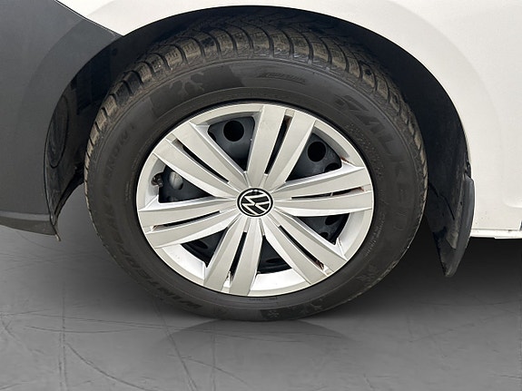 Volkswagen Caddy 25 of 28