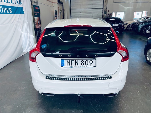 Volvo V60 8 of 22