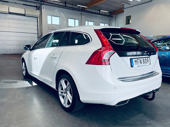 Volvo V60 5 of 22