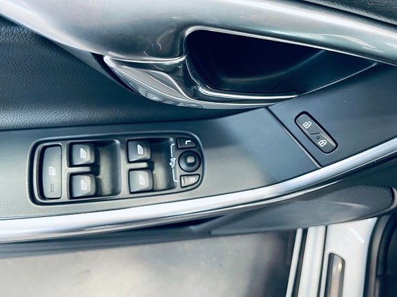 Volvo V60 21 of 22