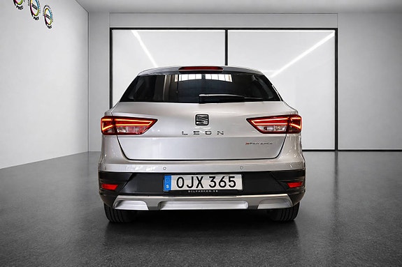 Seat Leon 6 of 17