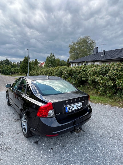 Volvo S40 2 of 6
