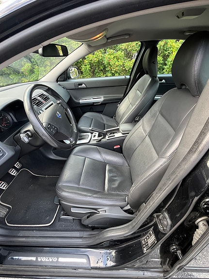 Volvo S40 6 of 6