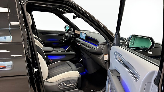 Kia EV9 3 of 13