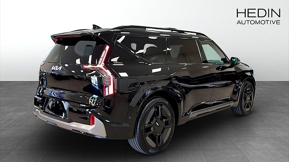 Kia EV9 2 of 13