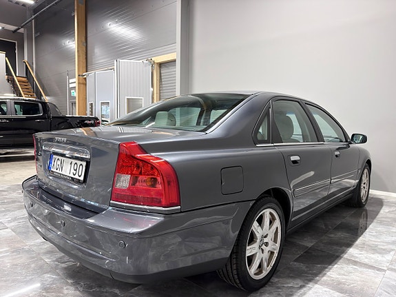 Volvo S80 7 of 22