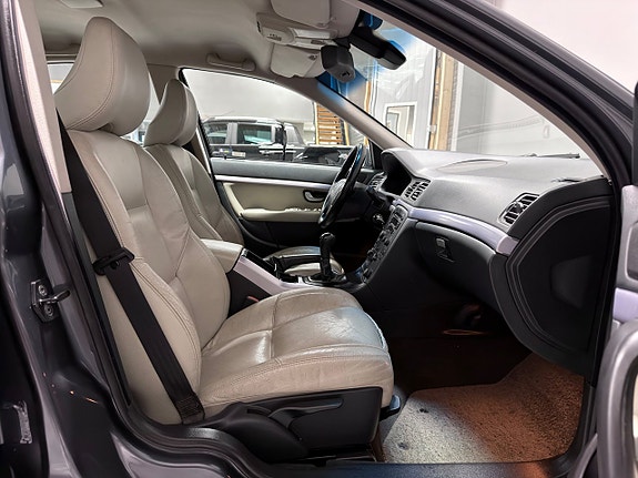 Volvo S80 19 of 22