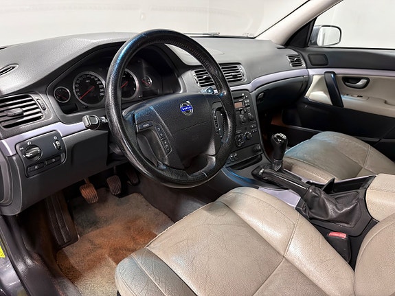 Volvo S80 13 of 22