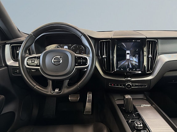 Volvo XC60 8 of 24