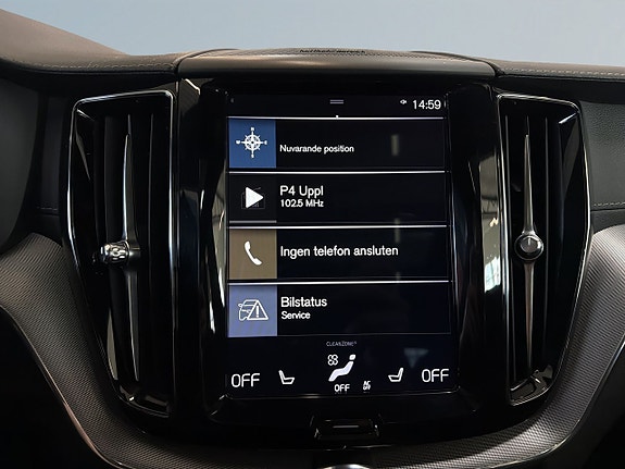 Volvo XC60 11 of 24